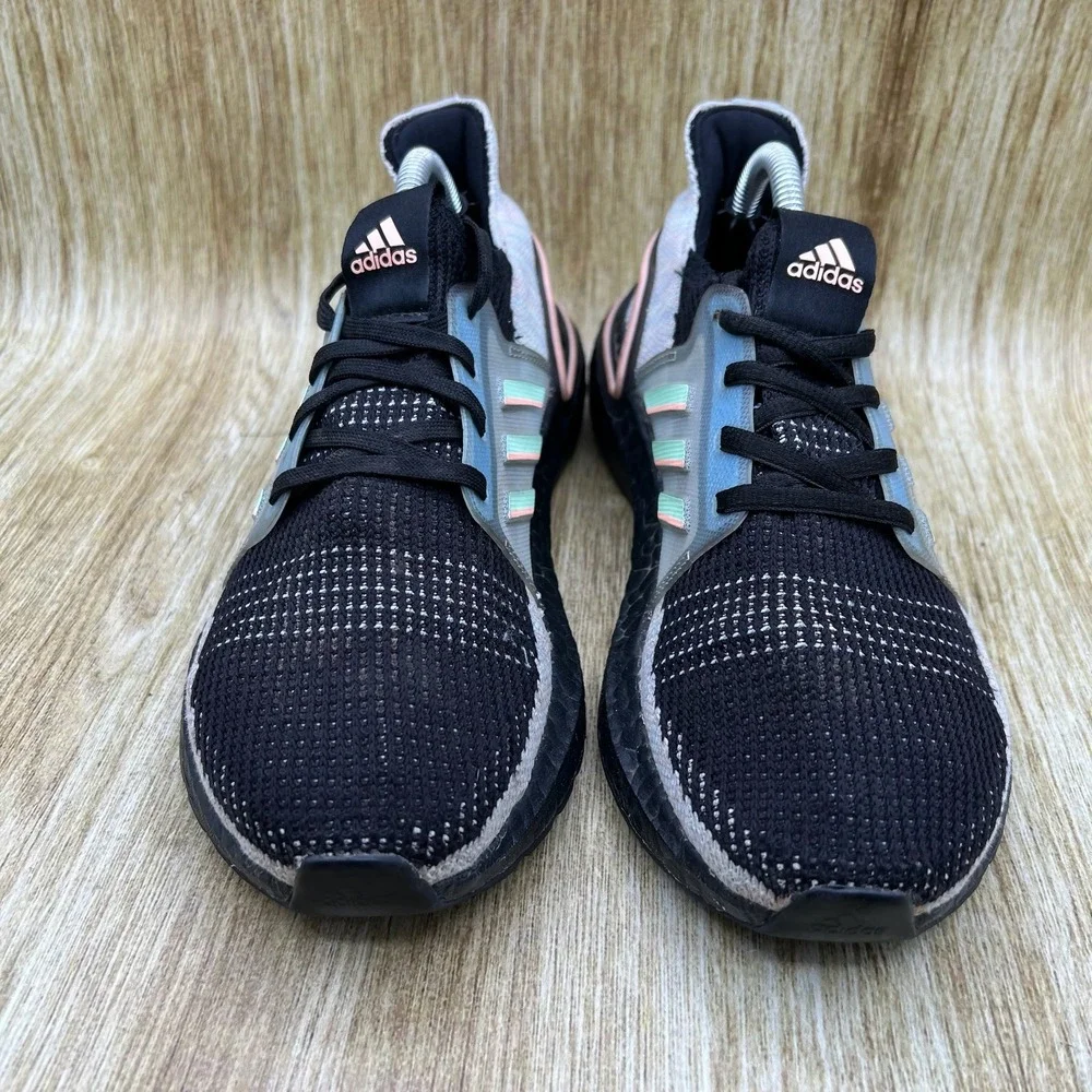 Adidas Ultraboost 2019 Women's Size 6 Running Shoes Linen‎ Ash Green EF2358